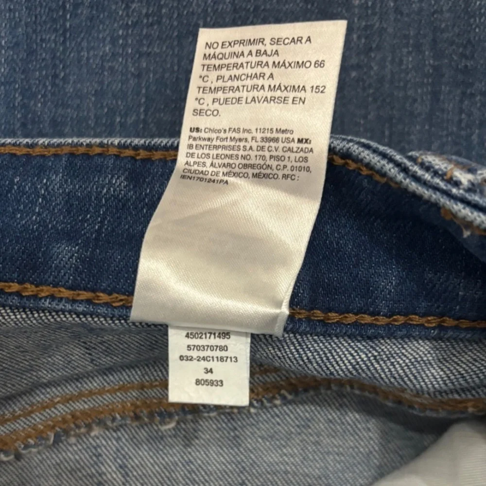 👖 Chico’s High Rise Wide Leg Crop Jeans | Size 1.5 (US 10) 👖